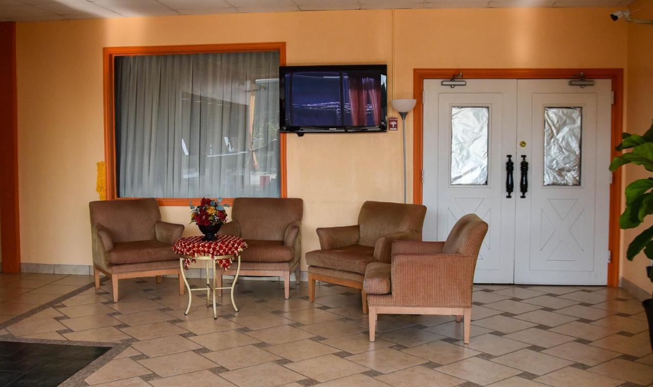 Homeplace Inn Jacksonville Ngoại thất bức ảnh