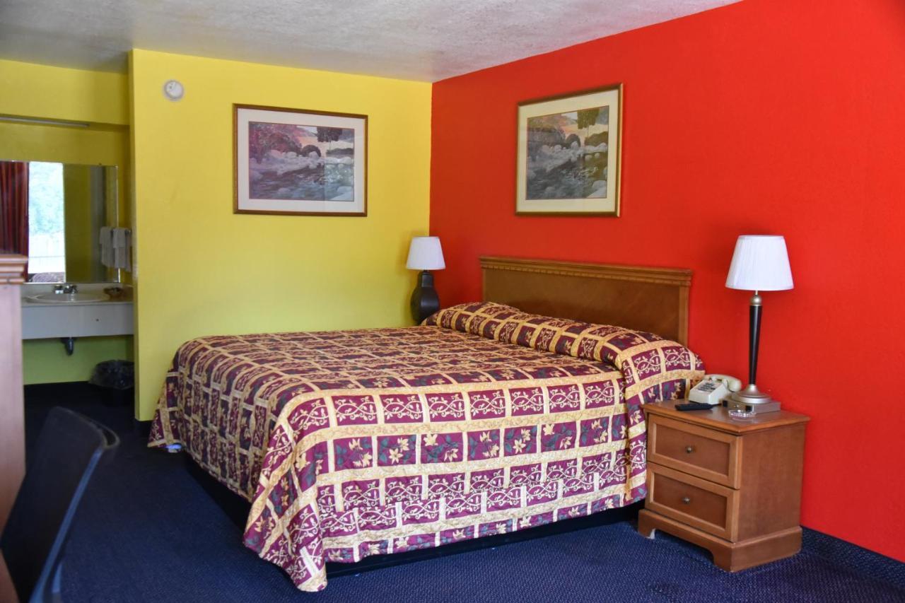 Homeplace Inn Jacksonville Ngoại thất bức ảnh