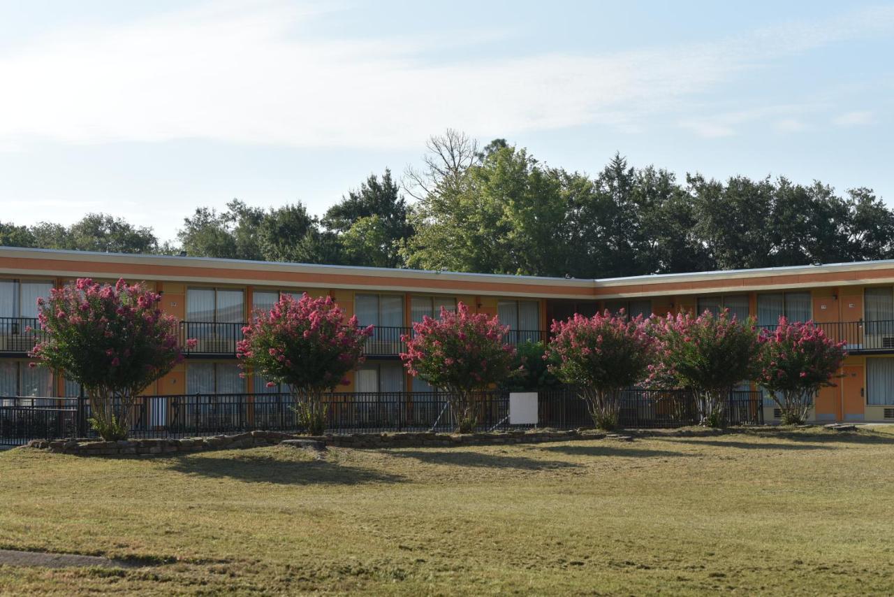 Homeplace Inn Jacksonville Ngoại thất bức ảnh