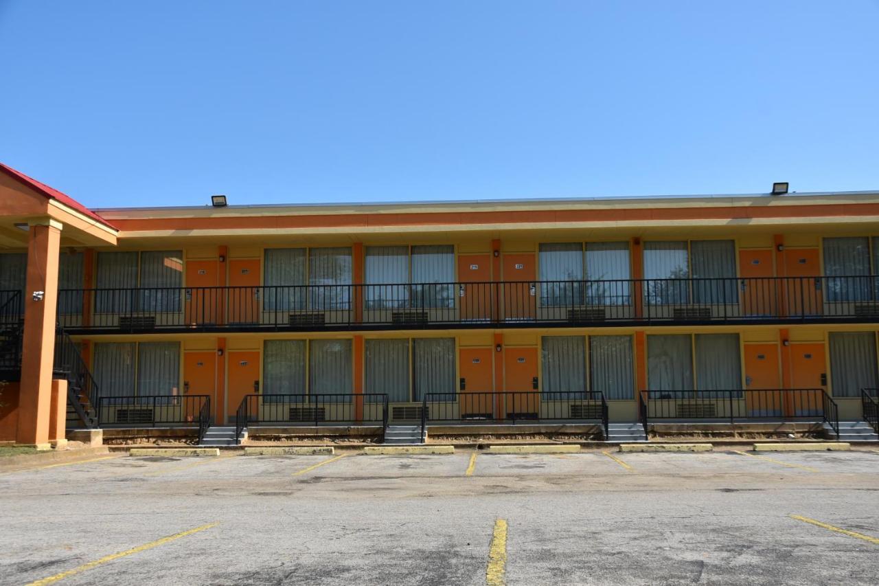 Homeplace Inn Jacksonville Ngoại thất bức ảnh
